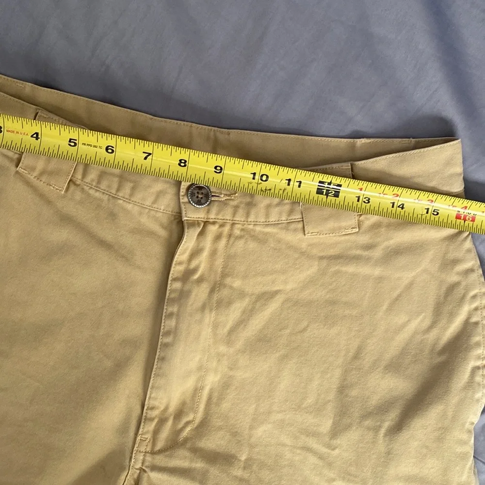 Men’s ,King Ranch brand cargo shorts, KR buttons detailing, soft & comfy